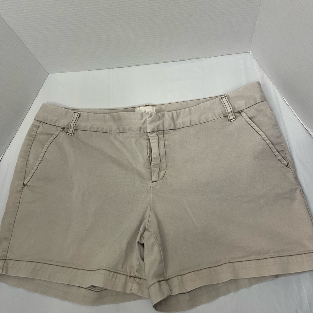 Caslon khaki cotton twill shorts size 16P with 5in inseam